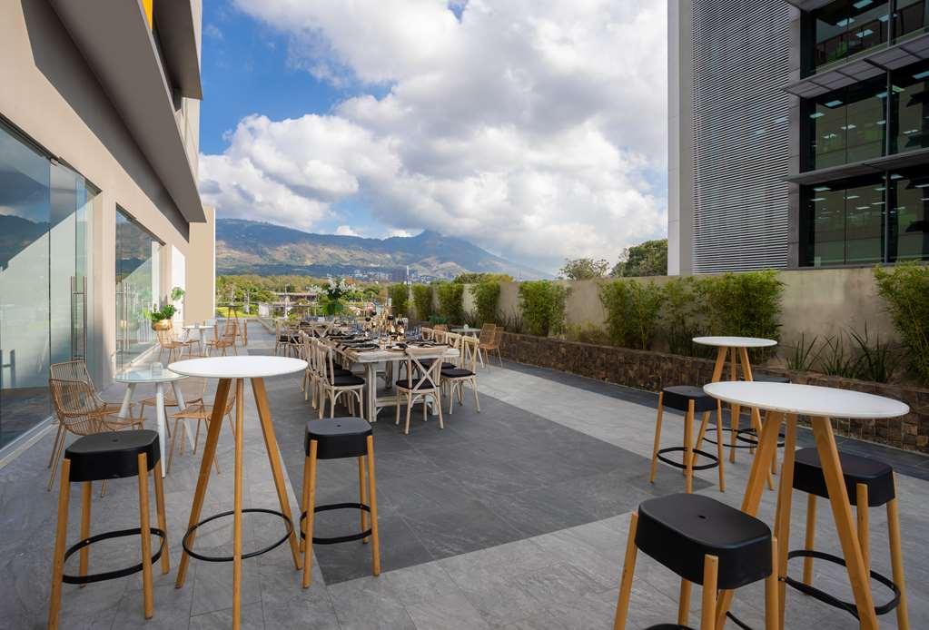 Hyatt Centric Hotel 5*